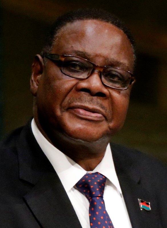 © Reuters. المعارضة في مالاوي تطالب الرئيس بالاستقالة بسبب اتهامات بالفساد
