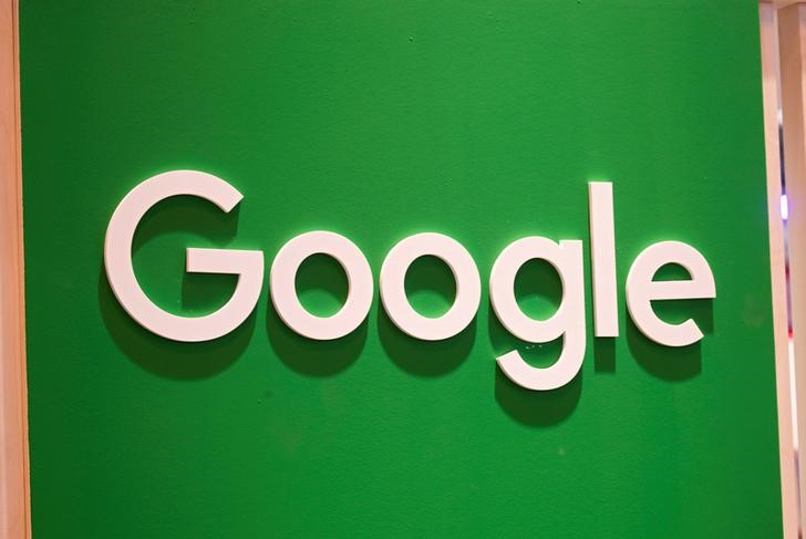 © Reuters. The logo of Google is pictured during the Viva Tech start-up and technology summit in Paris