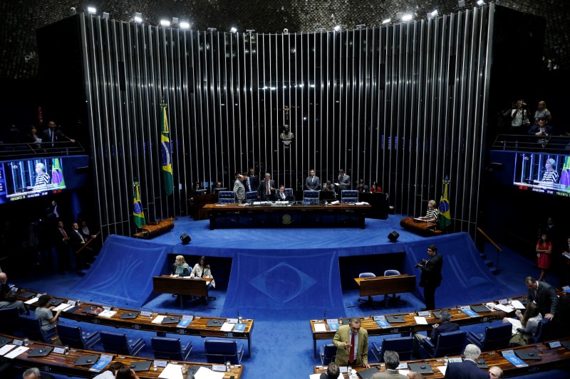 © Reuters. Senado brasileiro durante sessão em Brasília, Brasil