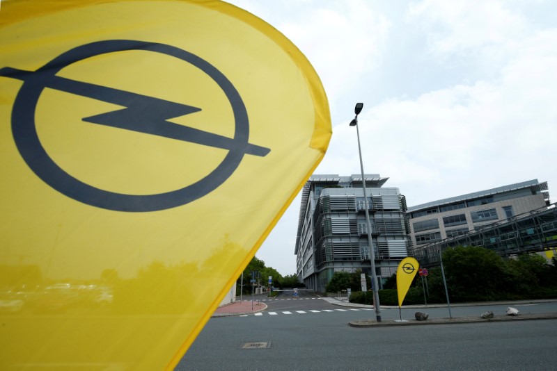 © Reuters. FILE PHOTO: The Opel headquarters are pictured during the TechDay Opel in Ruesselsheim