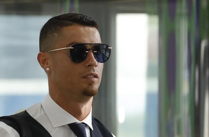 © Reuters. Ronaldo ha ricevuto un'offerta per firmare con la Juventus
