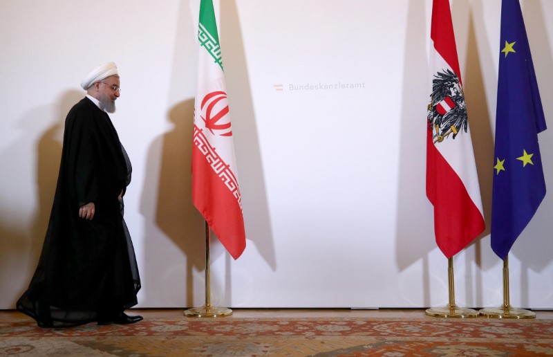 © Reuters. Iran's President Hassan Rouhani arrives at the Austrian Chancellery in Vienna