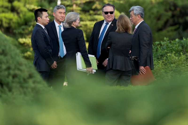 © Reuters. Secretário de Estado dos EUA, Mike Pompeo, visita Coreia do Norte