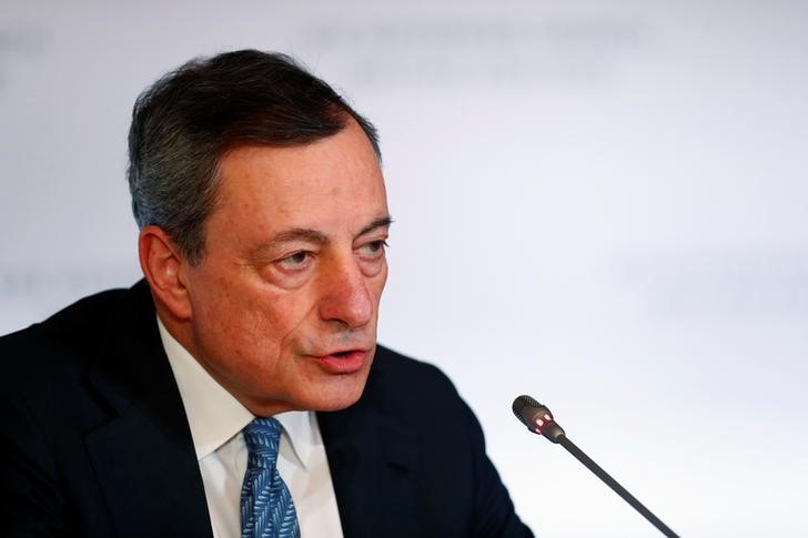 © Reuters. Il presidente Bce Mario Draghi