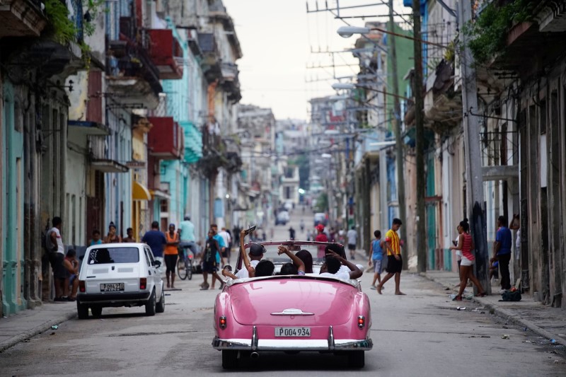 © Reuters. Cuba publicará nuevas regulaciones para sector privado inminentemente
