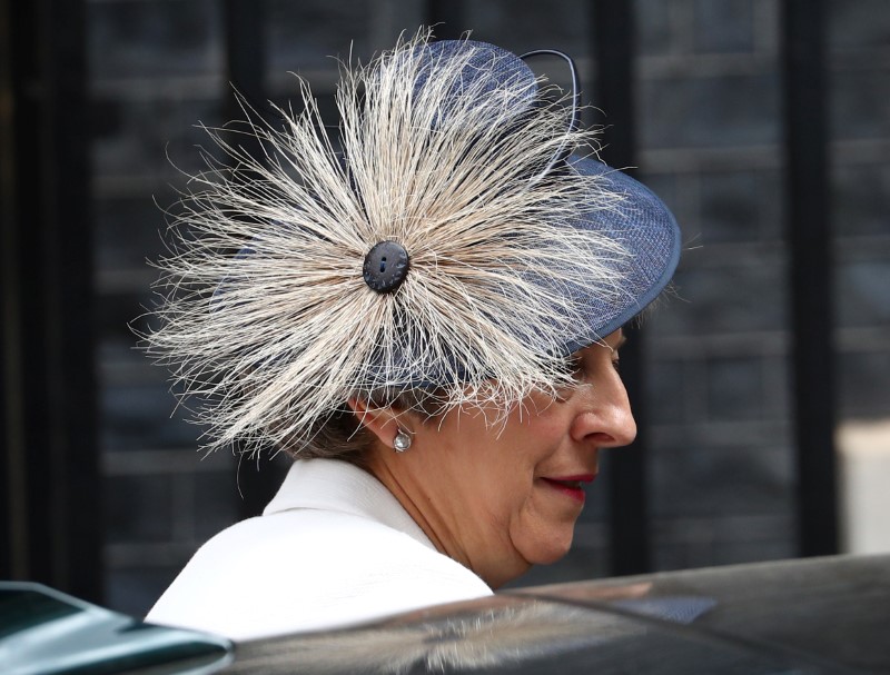 © Reuters. Britain's Prime Minister Theresa May leaves Downing Street in London