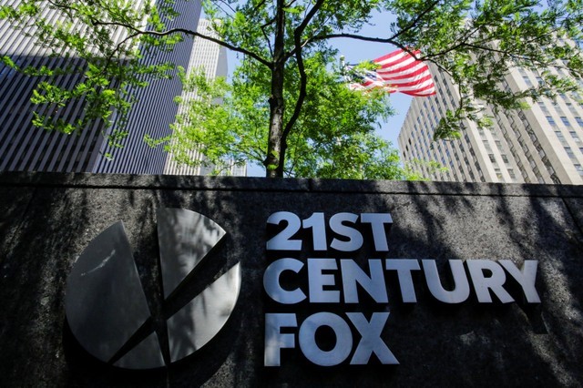 © Reuters. Fox logra acuerdo para comprar Sky por 32.500 millones de dólares