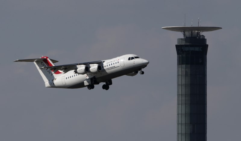 © Reuters. هالجريمسون يستقيل من تدريب أيسلندا