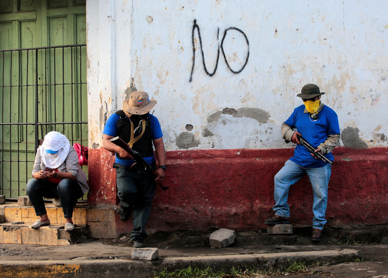 © Reuters. Los aliados de Ortega recuperan el último bastión rebelde en Nicaragua