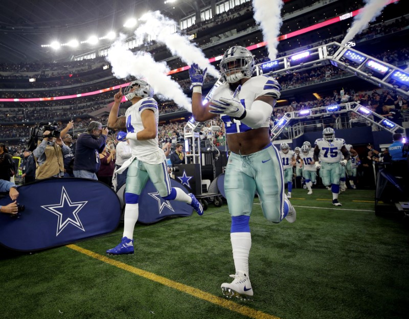 © Reuters. FILE PHOTO: NFL: Seattle Seahawks at Dallas Cowboys