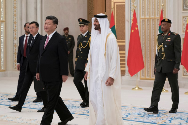 © Reuters. الصين تبدي اهتماما متزايدا بالشرق الأوسط خلال زيارة شي إلى الإمارات