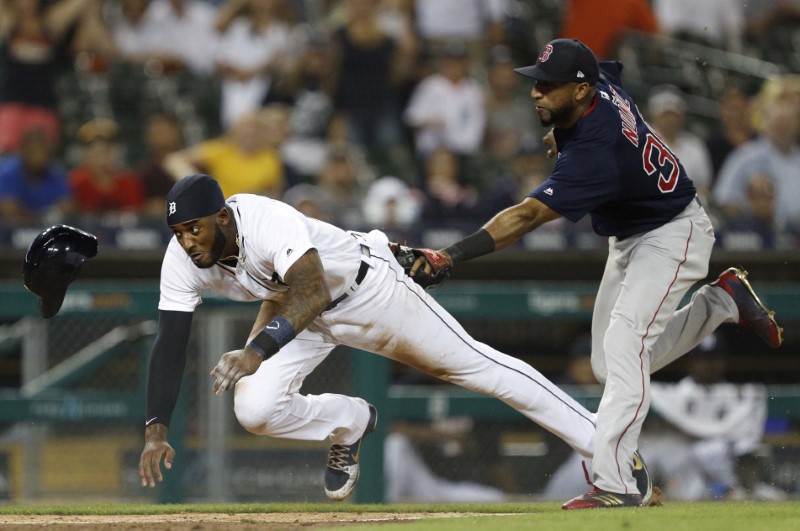 © Reuters. MLB: Boston Red Sox at Detroit Tigers