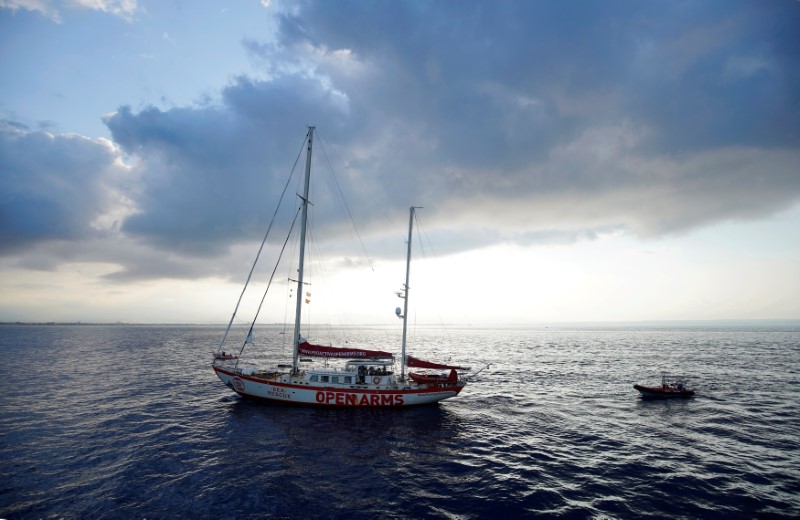 © Reuters. NGO Proactiva Open Arms rescue boat Astral sails to Palma de Mallorca port