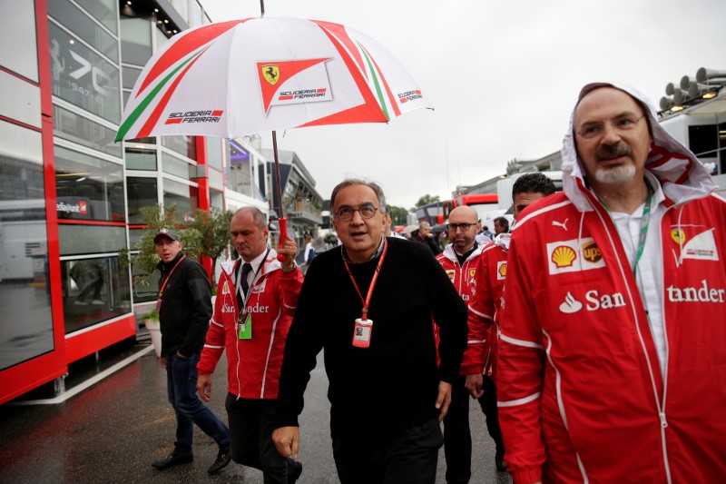 © Reuters. El presidente de Ferrari, Sergio Marchionne, durante el Gran Premio de Italia en Monza.