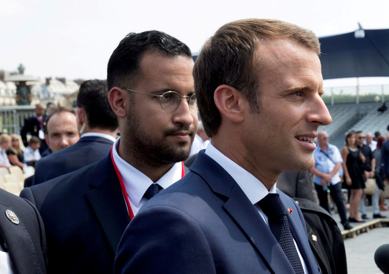 © Reuters. Macron ordena cambios en la presidencia tras el escándalo del guardaespaldas