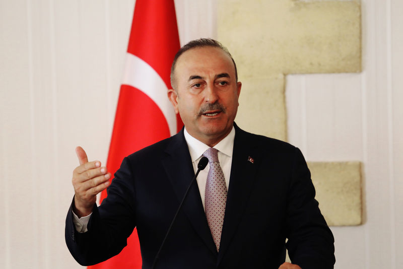 © Reuters. وزير الخارجية: تركيا تبلغ أمريكا بأنها تعارض العقوبات على إيران