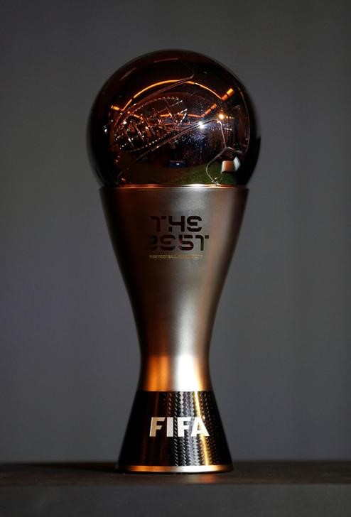 © Reuters. Ronaldo, Messi, Mbappé y Modric lideran lista para ganar el Premio al Jugador del Año