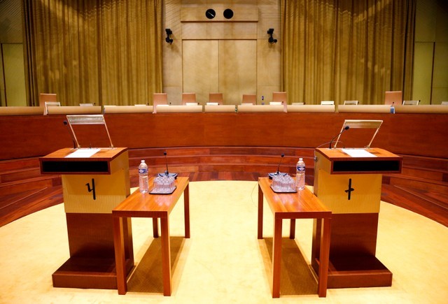 © Reuters. FILE PHOTO: The main courtroom of the European Court of Justice is pictured in Luxembourg