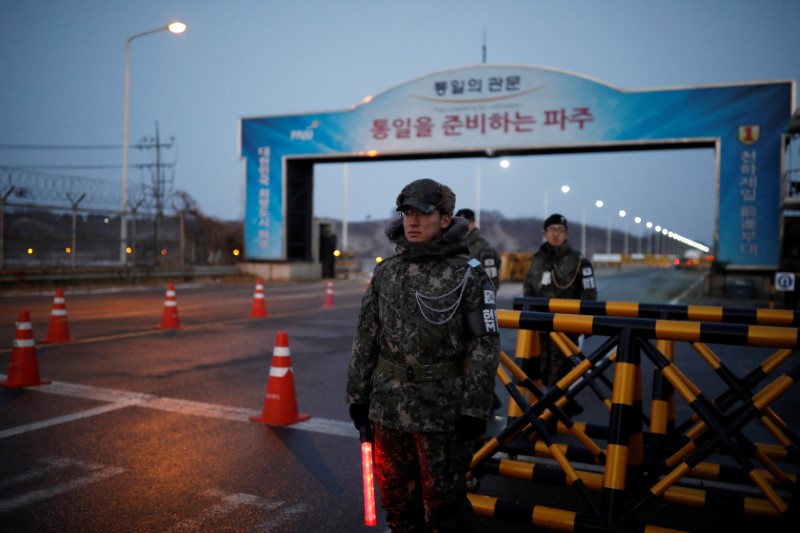 © Reuters. يونهاب: الكوريتان تتفقان على عقد محادثات عسكرية نهاية الشهر