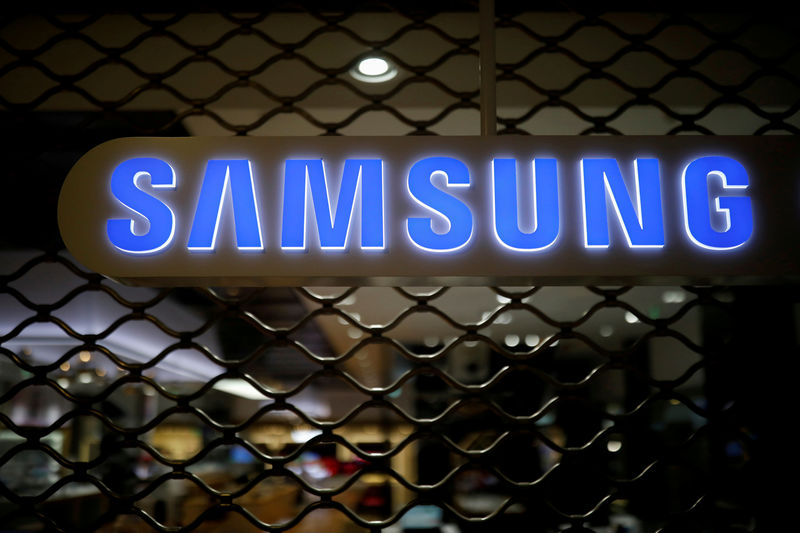 RÃ©sultat de recherche d'images pour "Samsung Electronics profit growth slows as Galaxy S9 misses sales targets"