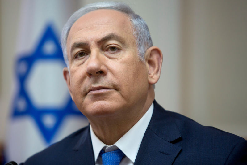 © Reuters. إسرائيل تحذر إيران من إغلاق مضيق باب المندب