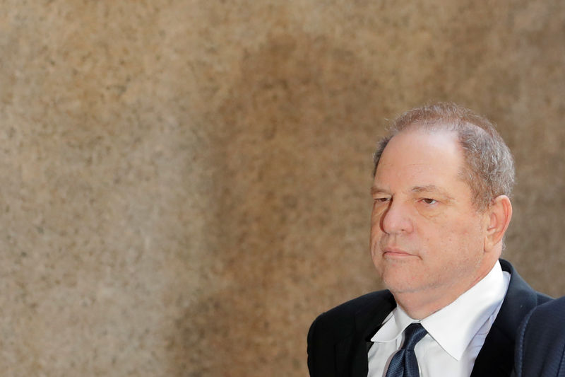 © Reuters. Harvey Weinstein chega a tribunal em Nova York