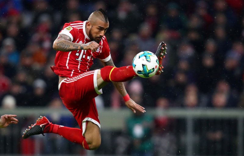 © Reuters. El Barça ficha al centrocampista chileno Arturo Vidal