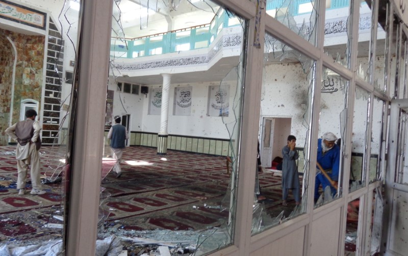 © Reuters. الدولة الإسلامية تعلن مسؤوليتها عن هجوم على مسجد للشيعة في أفغانستان