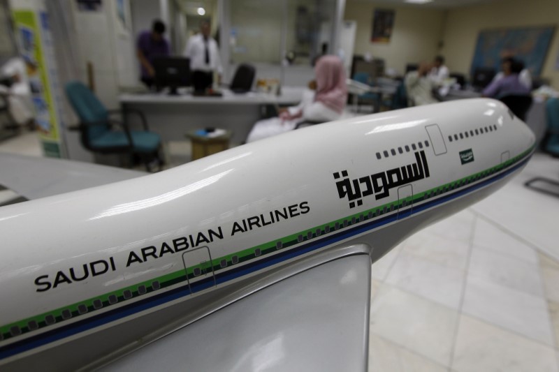 © Reuters. الخطوط الجوية السعودية توقف رحلاتها من وإلى تورنتو بكندا