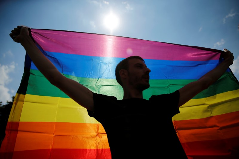 © Reuters. Ministro de Malasia ordena la retirada de fotografías de activistas LGTBI