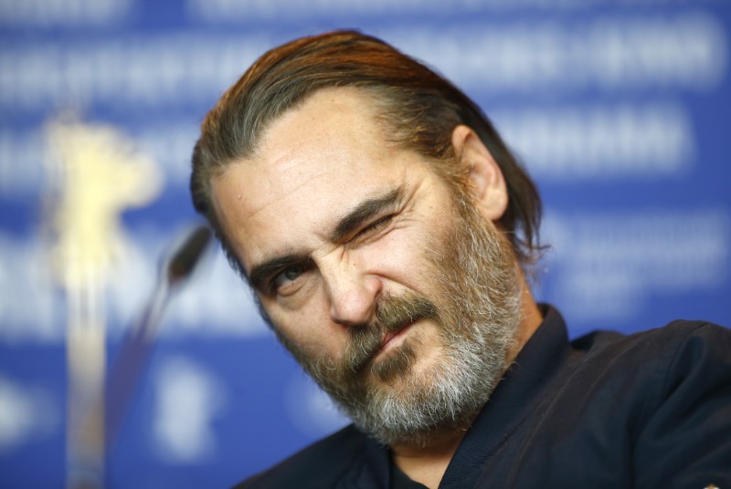 © Reuters. Joaquin Phoenix no Festival de Berlim