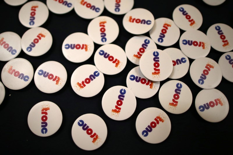 © Reuters. The logo of Tronc Inc (TRNC.O), formerly Tribune Publishing Company, is seen at TechFair LA, a technology job fair, in Los Angeles