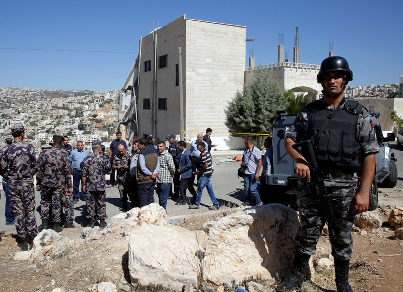 © Reuters. Al menos siete personas mueren en un tiroteo en Jordania