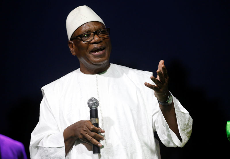 © Reuters. Keita, President of Mali and candidate of RPM speaks during a rally in Bamako