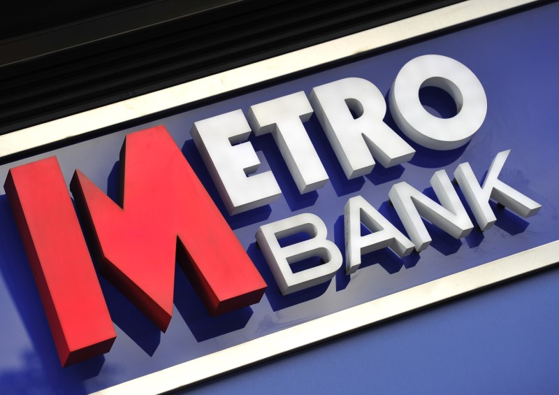 © Reuters. A logo is seen on the outside of a branch of Metro Bank in central London
