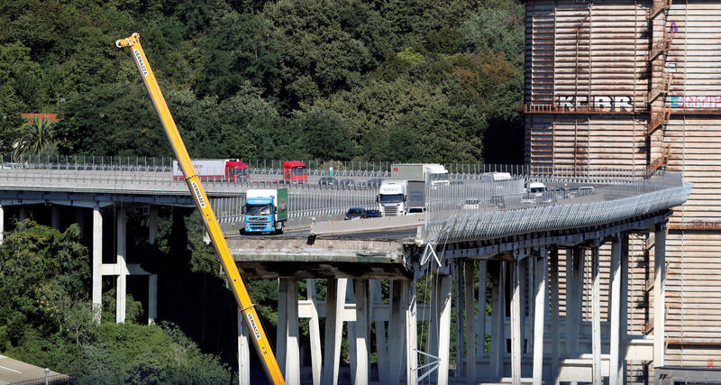 © Reuters. Ponte Morandi, em Gênova, que desabou deixando ao menos 87 mortos