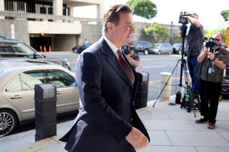 © Reuters. Manafort chega a tribunal em Washington