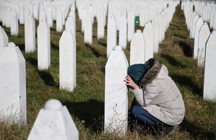 © Reuters. أمريكا تنتقد تصويت صرب البوسنة لإلغاء تقرير بشأن مذبحة سربرنيتشا