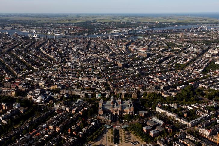 © Reuters. The Rijksmuseum is pictured in this aerial shot of Amsterdam