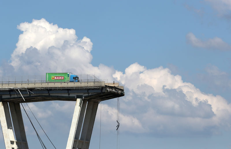 © Reuters. Derrumbe del puente de Italia: La realidad financiera detrás de la indignación