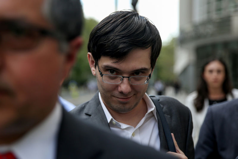 © Reuters. FILE PHOTO: Former drug company executive Martin Shkreli exits U.S. District Court following the fourth day of jury deliberations in his securities fraud trial in the Brooklyn borough of New York City