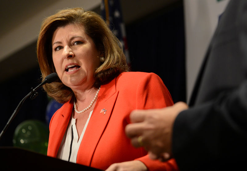 © Reuters. Republican candidate for Georgia's 6th Congressional District Karen Handel speaks during her election night party at an Atlanta hotel