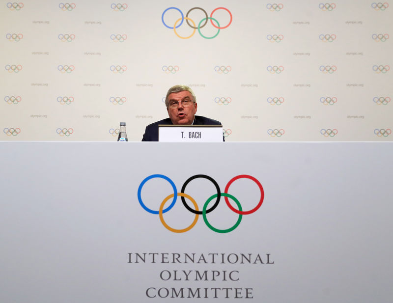 © Reuters. IOC President Bach speaks during a news conference at the end of the 133rd IOC session in Buenos Aires