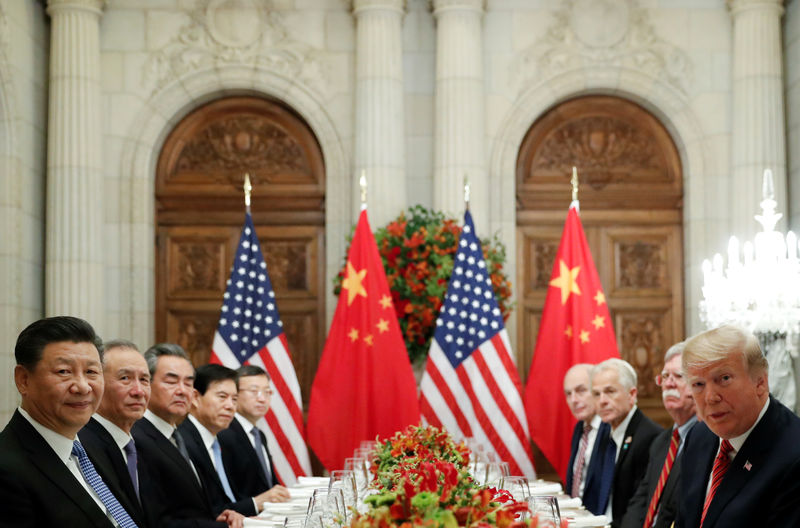 © Reuters. Encontro entre presidentes dos EUA, Donald Trump, e da China, Xi Jinping