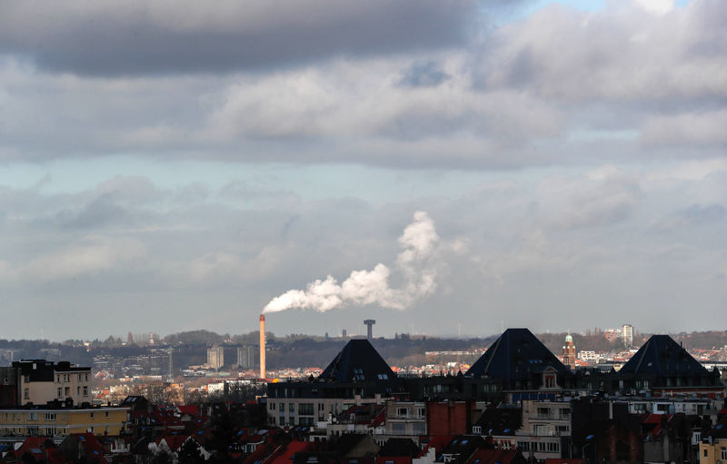 © Reuters. A factory chimney is seen in Brussels