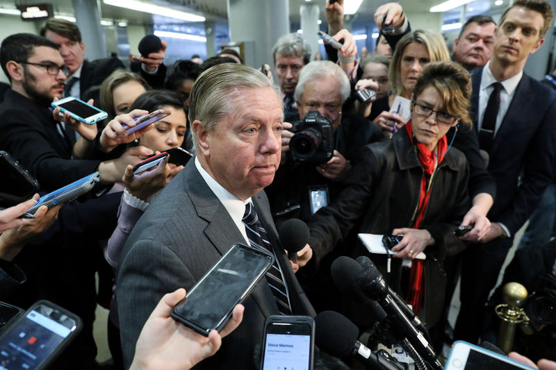 © Reuters. Senador Graham fala em Washington