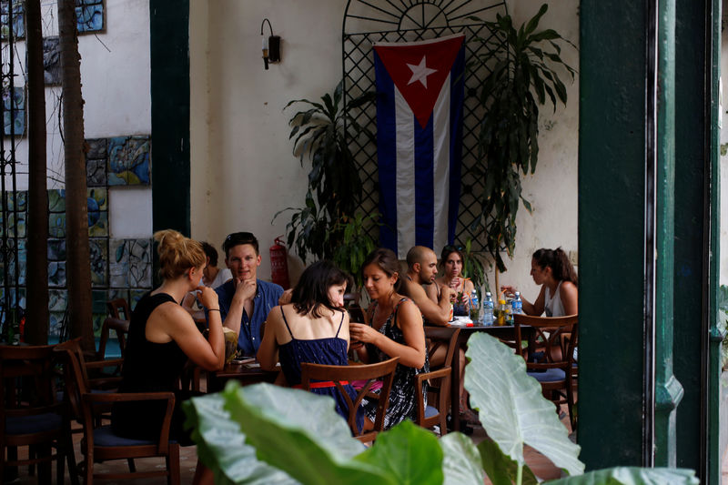 © Reuters. Restaurante em Havana