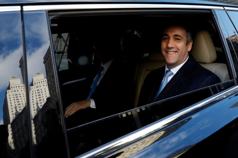 © Reuters. FILE PHOTO: U.S. President Donald Trump's former lawyer Michael Cohen exits Federal Court after entering a guilty plea in Manhattan, New York City