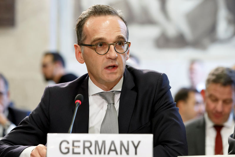 © Reuters. FILE PHOTO: German Minister of Foreign Affairs Heiko Maas delivers his statement, during the Geneva Conference on Afghanistan, at the European headquarters of the United Nations in Geneva