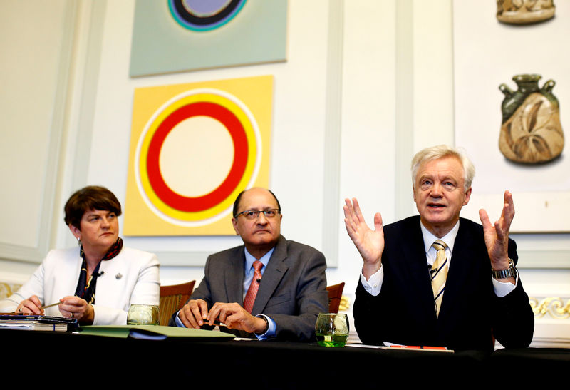© Reuters. DUP leader Arlene Foster, Conservative MP Shailesh Vara and David Davis, former Secretary of State for Exiting the European Union, attend the launch of A Better Deal in London